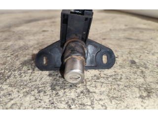 Zámek zadních dveří Opel Zafira A 2002