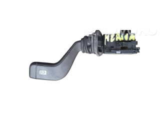 Ручка стеклоочистителей 12268700, 09185413 Opel Meriva A