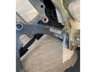 Volant Mitsubishi Pajero 2002 484J13