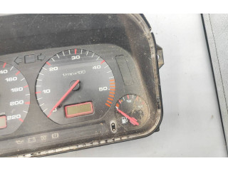 Панель приборов 88311188 Volkswagen Golf III