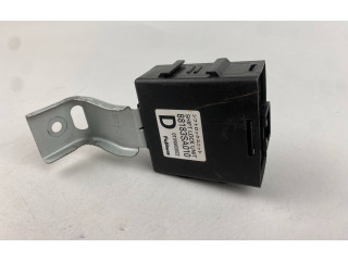 Блок управления 88183SA010 Subaru Forester SG