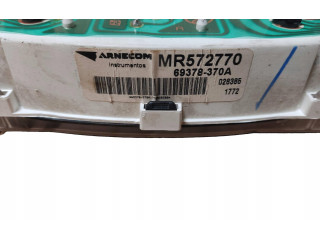 Панель приборов MR572770 Mitsubishi Galant