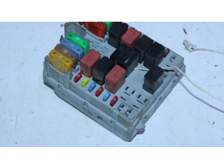 Блок предохранителей 51815360   Fiat Linea    
