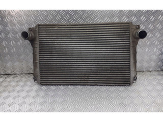 Интеркулер     Toyota Corolla Verso E121 