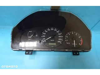 Панель приборов GE6WD Mazda 626