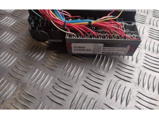 Блок предохранителей 08679899, 02W335 Volvo S60