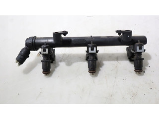 Топливная рампа Skoda Fabia Mk3 (NJ)