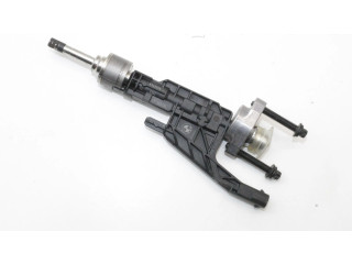 Vstřikovač 8656548 Toyota Supra A90