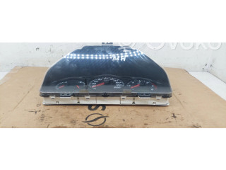 Přístrojová deska  Mazda MPV 2002   