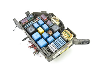   Pojistková skříňka 912282E220, 91228-2E220   Hyundai Tucson JM 2004