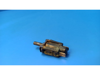 Передний датчик открытия / закрытия двери (крыло)