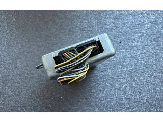 Řídící jednotka 11069-C9600, 23710-C9700 Nissan Patrol 260 1993