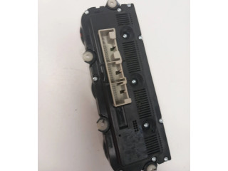 Модуль блока управления кондиционером    Volkswagen PASSAT B6