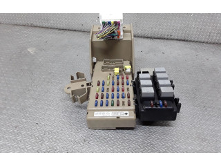 Блок предохранителей 82201FG010   Subaru Forester SH    