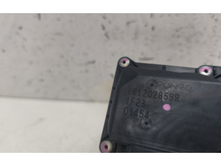 Дроссельная заслонка 8200568712    Dacia Sandero  D4F_732 