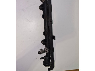 Топливная рампа 030133319l   Volkswagen Polo III 6N 6N2 6NF  