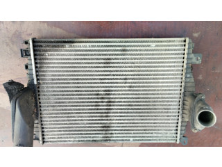 Интеркулер C2Z11675 Jaguar XF X250 3.0