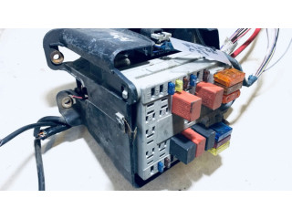 Блок предохранителей 46760251 Fiat Punto (188)