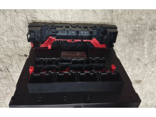 Блок предохранителей 3C0937049D, F005V00525   Volkswagen Jetta V    