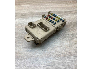 Блок предохранителей 981215   Subaru Forester SF    