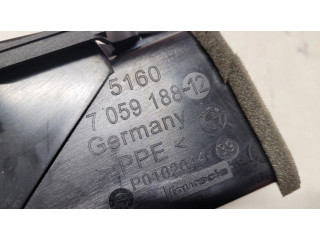 Боковая воздушная решётка