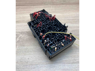 Блок предохранителей 9441607 Volvo S80