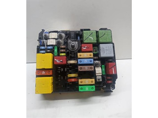 Блок предохранителей  9804848580, A94F665H01A   Peugeot 2008 I    