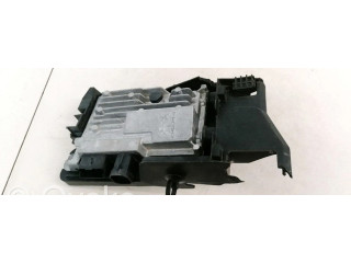 Řídící jednotka 9810858380 Opel Combo E 2019