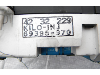 Панель приборов L0NJJ, 4232229   Saab 900       