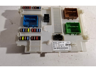 Блок предохранителей 31314511, CG9T14C256FA   Volvo S60    