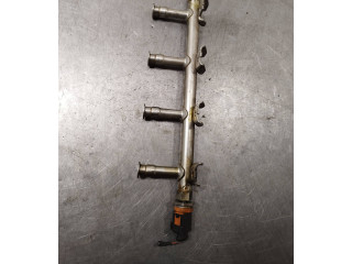 Топливная рампа 03F133320C, 049520410 Volkswagen Golf VI