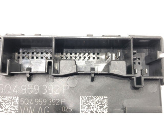 Блок управления 5Q4959392P Skoda Octavia Mk4