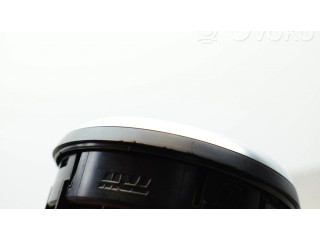 Воздушная решётка окна