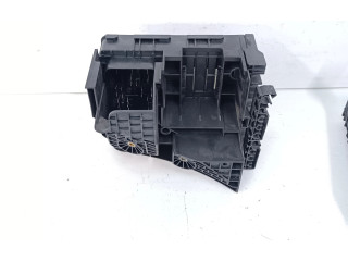   Pojistková skříňka 3C0937125A, 1K0937132F   Volkswagen Tiguan 2012