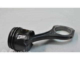 Píst 6423882 Mercedes-Benz S W222 pro naftový motor 3.0 OM 642.861