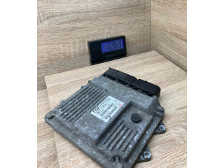 Блок управления двигателем Блок управления 55194018, YU Opel Combo C