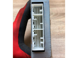 Блок управления двигателем Блок управления 3392080GE1, 1122003192 Suzuki Ignis