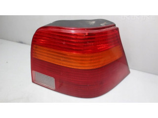 Задний фонарь правый 1J6945096 Volkswagen Golf IV 1998-2005 года