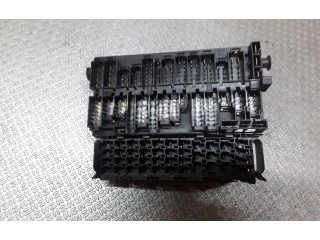 Блок предохранителей 357937039 Volkswagen Transporter - Caravelle T4