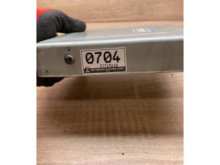 Блок управления двигателем ECU MD330704, E2T65680 Mitsubishi Colt