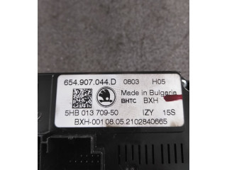 Блок управления климат-контролем 654907044D, 654907044D   Skoda Kamiq
