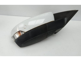 Зеркало электрическое Skoda Fabia Mk3 (NJ) 2015 - 2021 года