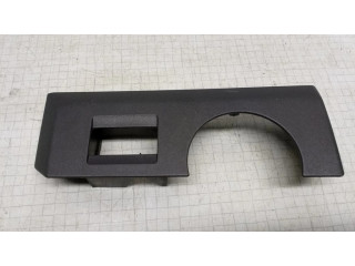 Другая деталь панели