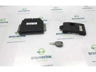 Блок управления двигателя 8200059086, 8200044437   Renault Twingo I