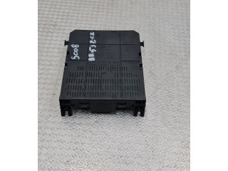 Pojistková skříňka 281164872 Peugeot 5008 2012