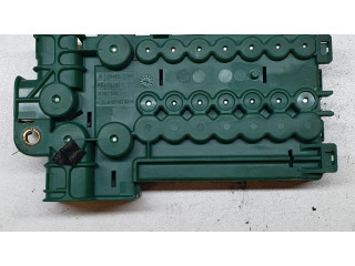 Pojistková skříňka 8387543, 5018483 BMW 5 E39 2002