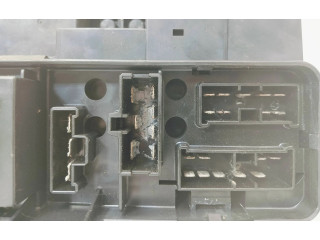 Блок предохранителей  650SS   Honda Prelude    