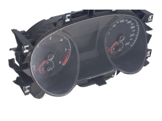 Панель приборов 5TA920741B   Volkswagen Touran II       