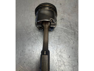 Píst 7812585 BMW 5 F10 F11 N57