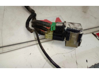 Pojistková skříňka Nissan Navara